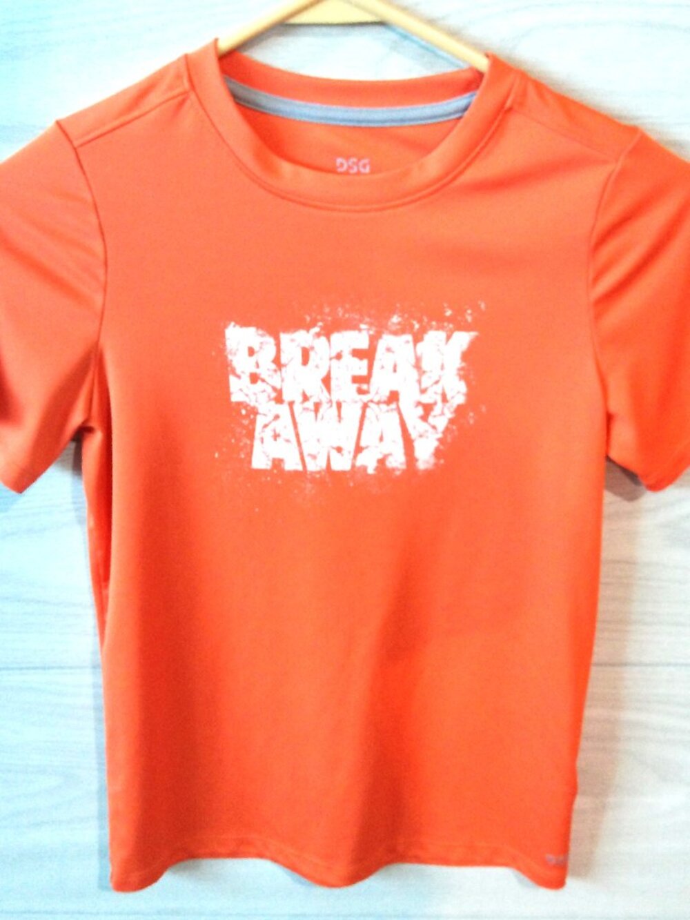 DSG T-Shirt Boy's Size M (10-12) Orange Break Away Dick's Sporting Goods Sports